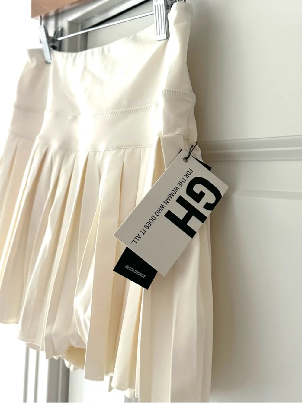 NWT Goldhinge Cannoli Cream Pleated Tennis Athletic Skirt Med - Picture 9 of 15
